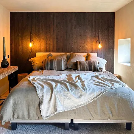 La Roche-en-ardenne, La Rive 4p Or La Foret 17p *