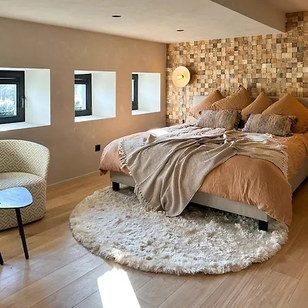 La Roche-en-ardenne, La Rive 4p Or La Foret 17p * Mellet