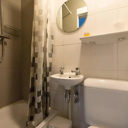 La Roche-en-ardenne, La Rive 4p Or La Foret 17p *