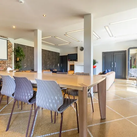 La Roche-en-ardenne, La Rive 4p Or La Foret 17p *