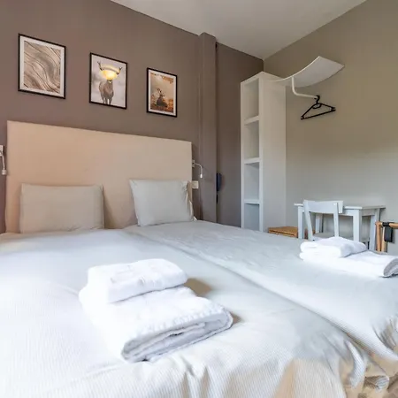 La Roche-en-ardenne, La Rive 4p Or La Foret 17p * Mellet