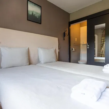 La Roche-en-ardenne, La Rive 4p Or La Foret 17p בית נופש Mellet